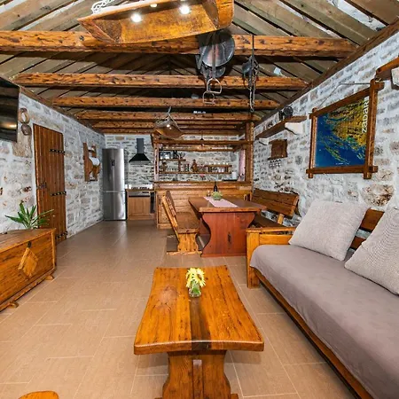 Eco Ranch Dreamland * Medvida